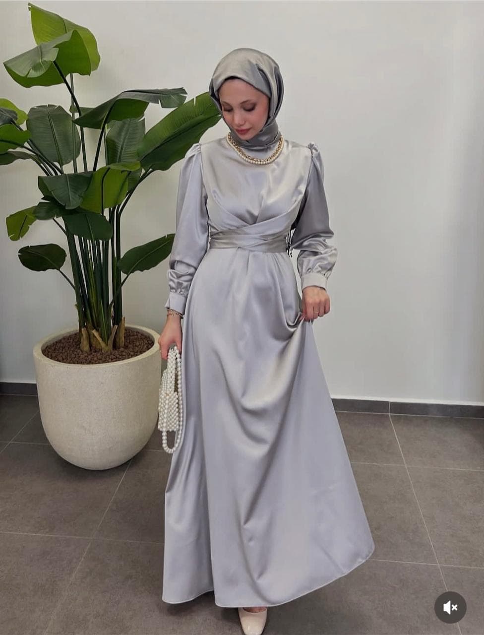 فساتين سواريه