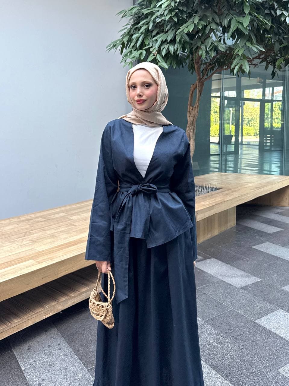 طقم كتّان كحلي