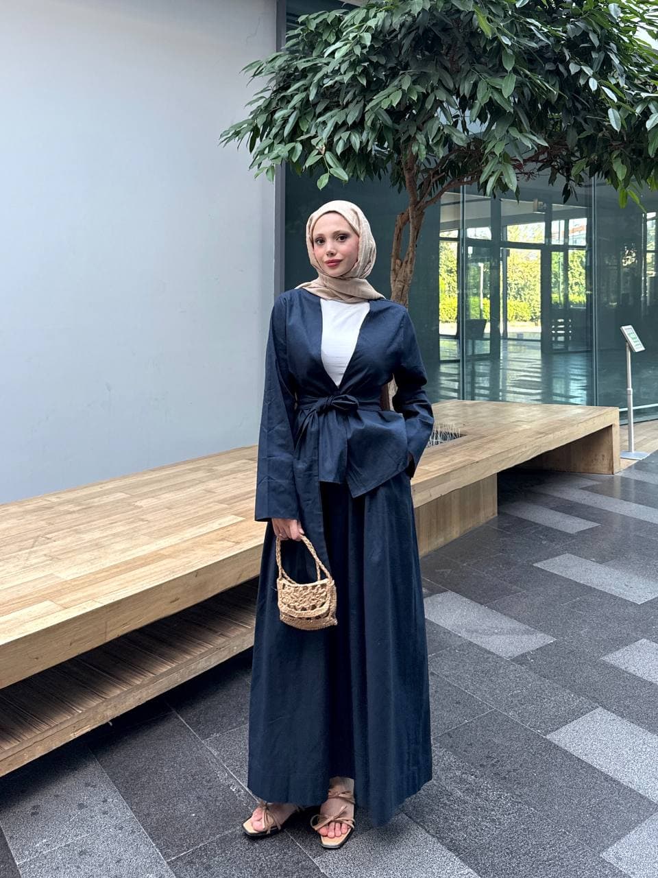 طقم كتّان كحلي